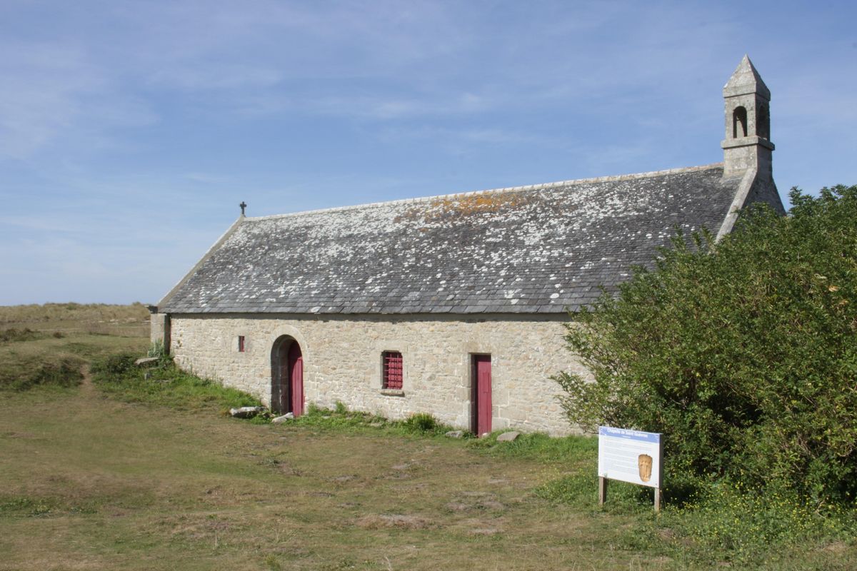 chapelle de St Guévroc dans les dunes de Kéréma